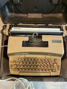 Typewriter Smith Corona Coronet Super 12 Electric Brown Vintage includes Case