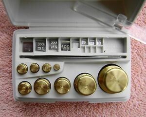 OHAUS 19 Piece Sto-A-Weigh Brass Calibration Weight Set 10mg-200g