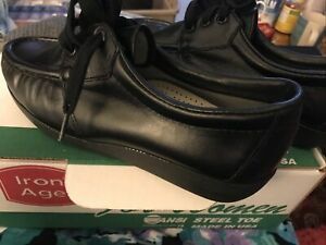 iron age shoes steel toe for women size 8W.Made In USA.Great Comfortable.Black.
