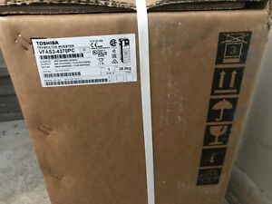 NEW TOSHIBA VFAS3-4370PC 50HP 0.01-500HZ 460V-AC 65A AC MOTOR DRIVE D541520