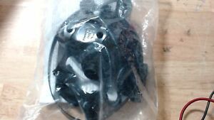 North by Honeywell 7700 Series Half Mask Silicone Respirator, Med - 770030M
