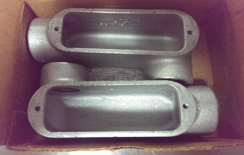 New lot of 2 ( 1 box ) crouse-hinds ll448 conduit outlet body 1-1/4&#034; form 8 for sale