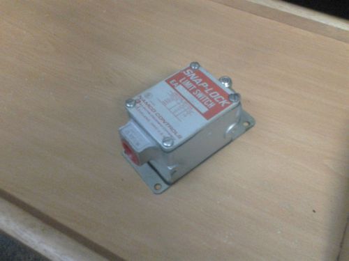 Snap-lock 08011100 limit switch for sale