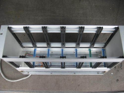 A Rack for installing 6 units of AC Differential Amplifier