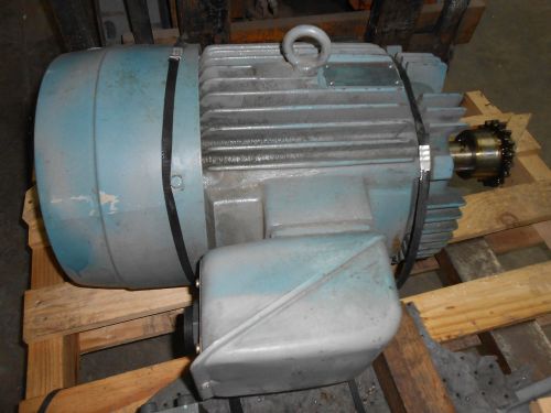 Toshiba he 3 phase induction motor 30 hp with yuken piston pump s/n: 10137092 for sale