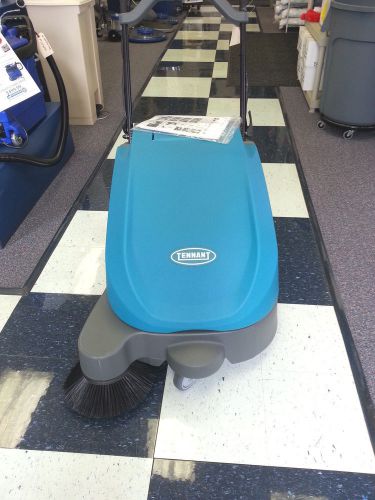 Tennant s5 battery sweeper 24&#034; path w/ side brush 37 liter indoor/outdoor for sale