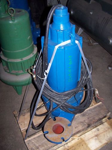 Submersible sludge pump, goulds, hsu sludge/slurry, recessed impellor for sale