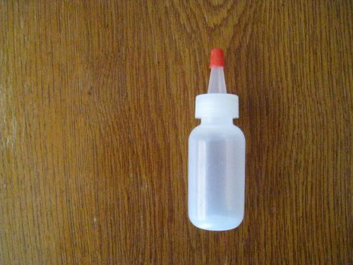 8 x 1.0 oz. new chemical squirt bottles, Brand New