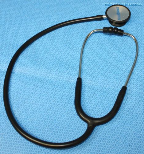 WELCH ALLYN Professional Stethoscope Stainless Steel Chestpiece Black Tubing 28&#034;