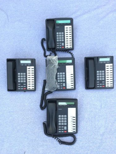 Toshiba DKT2020SD &amp; DKT3007SD Business Telephones Lot of 5 Strata CTX28 CTX