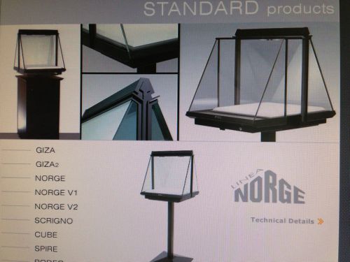 Glass Showcase  Display free standing pedestal Case stand Progetti Giza platform