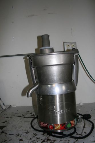 Santos 58 Pro Fruit Vegetable Commercial Centrifugal Juice Extractor