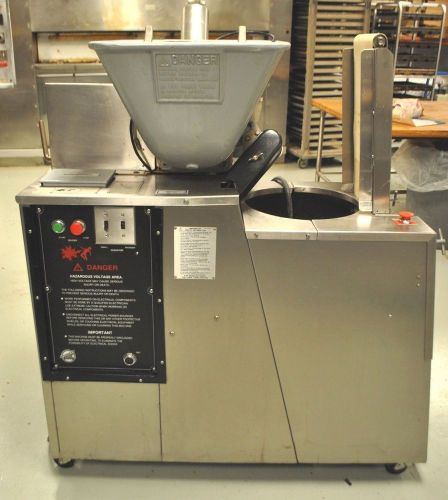 Scale O Matic Dough Divider and Rounder Model S300