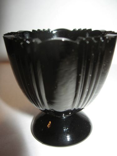 Black Amethyst glass raised pedestal salt dip cellar celt footed purple rays art