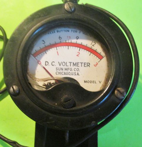 Vintage D.C. Volt Meter 0--12 volt,, sun mfg co chicago il