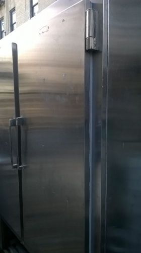 commercial stainless steel kitchen fridge (pick up in bronx,ny)