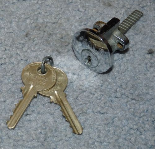 Used ? older yale rim cylinder lock - chrome - 2 working keys (lot 426) for sale