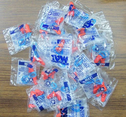 25 Pair of Howard Leight MAX Ear Plugs - Brand New and Factory Sealed Made USA