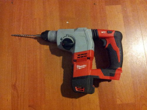 M18™ Cordless Lithium-Ion 7/8” SDS-Plus Rotary Hammer (2605-20)