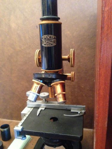 Microscope Spencer Buffalo with Original Wooden Box and Accesories