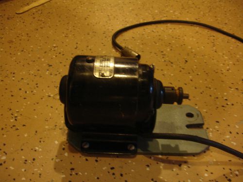 Redmond 1/25 hp motor 115volts 1.6 amps vintage 35mm rewinding motor