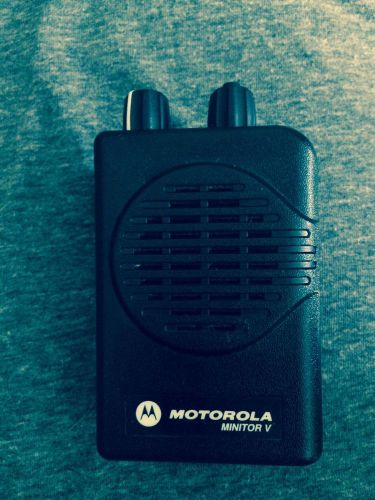 Motorola Minitor V with Motorola Minitor V Amplified Charger