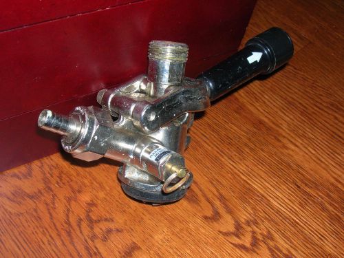 Vintage Beer Keg Tap Coupler  System with Lever Handle ~Excellant condit
