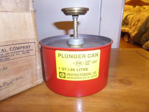 Protectoseal model 237 plunger can red 1 quart new old stock in the box for sale