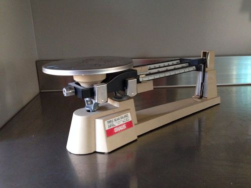 Vintage Ohaus Triple Beam Scale 700/800 series 2610g/ 5 lb 2 oz