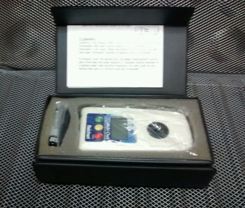 Reichert handheld digital refractometer celcius 13940015 new with case deal! for sale