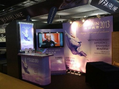 55&#034; TV &amp; Stand LED Big Screen Trade Show Display Set for Event Exhibition Hire,