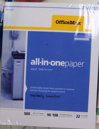 OfficeMax Paper 96/108 Bright Paper 500 Sheets/Ream, 8 1/2&#034; x 11&#034; 0M44127 22lb