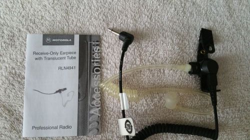 Motorola Receive-Only Earpiece with Translucent Tube Model RLN4941
