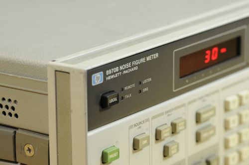 HP Agilent 8970B Noise Figure Meter in Very Nice Condition ***TESTED***