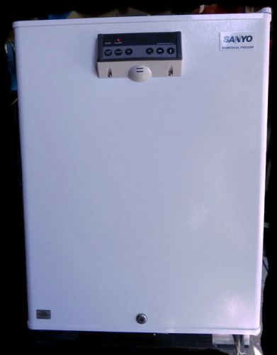 SANYO BIOMEDICAL FREEZER SF-L6111W in White w/ Sub-Zero Temperature Capabilities