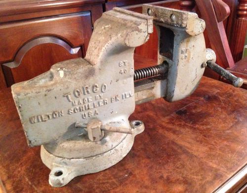 Vintage ~1950&#039;s Wilton Torco 4&#034; Swivel Bench Vise 21 Lbs. Made In Chicago USA