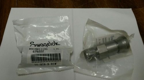 Swagelok Instrumentation Quick-Connect Body Part # SS-QC8-B-810 Lot of 2