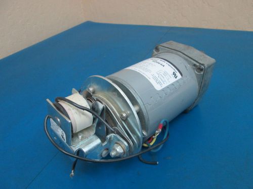Dayton permanent-split capacitor gear motor 4z064a input hp: 1/25hp ratio: 28.7 for sale