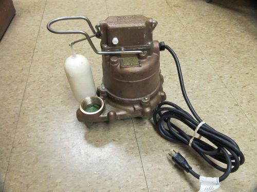 Zoeller m55 sump pump, 3/10 hp, 1-1/2in, 19ft max, brz for sale