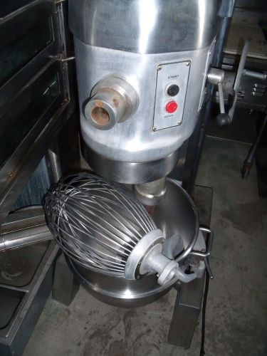 Hobart h 600 d  mixer 1 1/2 hp  with dough hook bowl and wisk for sale
