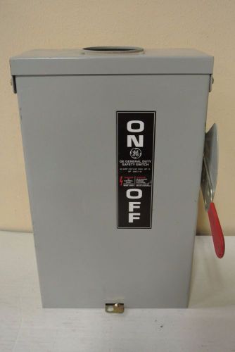 GE General Electric 60 Amp 240 Volt Disconnect Switch Cat: TGN3322R