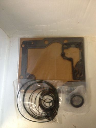 Replacement new seal kit for sundstrand 90 series 250cc hydrostatic pump for sale