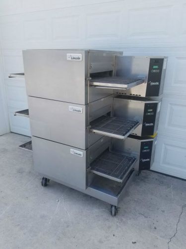 LINCOLN IMPINGER TRIPLE STACK NATURAL GAS 1116-023-A CONVEYOR PIZZA OVENS
