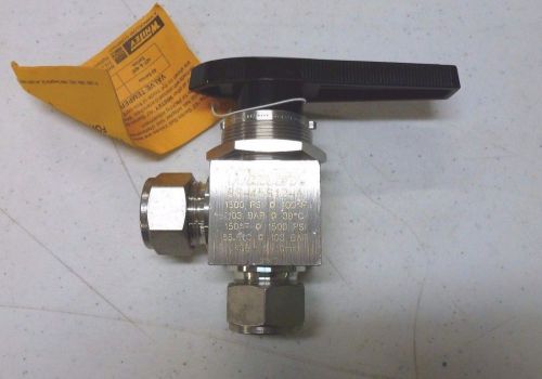 Whitey Angle Pattern Ball Valve swagelok