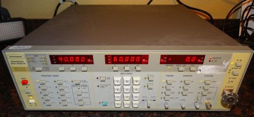 Wiltron (Anritsu) 6672A 40-60GHz Sweep signal generator with OPT 03