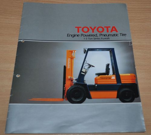 Toyota Model Range Forklift Brochure Prospekt