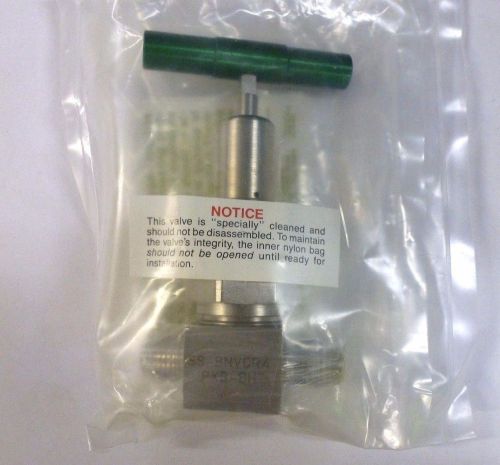 Swagelok/Nupro 316L SS High Purity Bellows Sealed Valve 1/4 in. Male  VCR