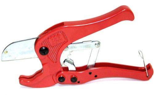 Pvc pipe hose rubber cutter ratcheting type cuts up to 1-5/8&#034;  ratchet hand cut for sale
