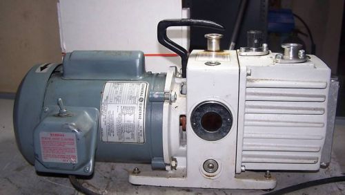 LEYBOLD VACUUM PUMP D16B/DOT 1 HP 230/460 VOLT