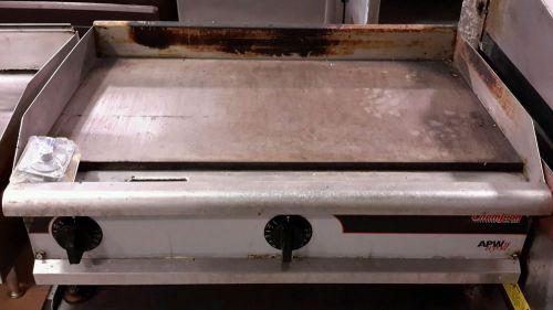 Used apw wyott ggt-36i 36&#034; thermostat countertop nat. gas griddle for sale